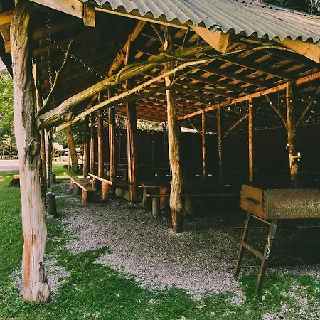 Lesny Dwor Lodge *