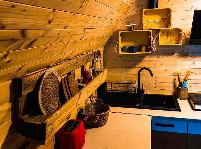 Lesny Dwor Яновице-Вельке